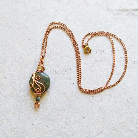 Unique! Handmade Stacked Green Jasper Pendant - Copper Wire Wrap Design + Chain - Picture 4 of 9